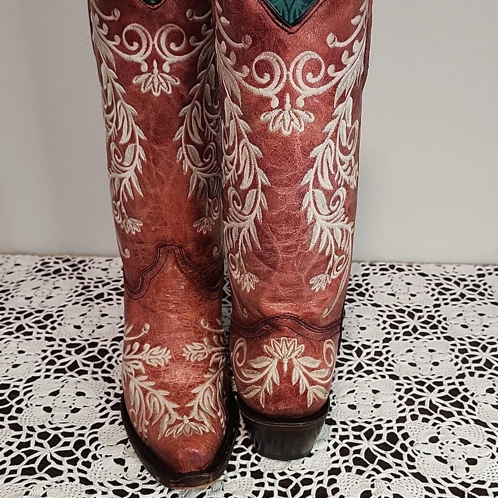 Corral Women's Distressed Leather Boots Size 9 Intricate Floral Embroidery - Picture 6 of 16